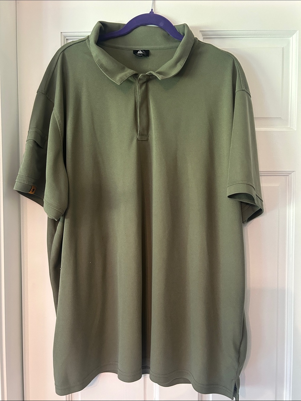 Men's Polo Shirt in Olive Green - Classic Short Sleeve